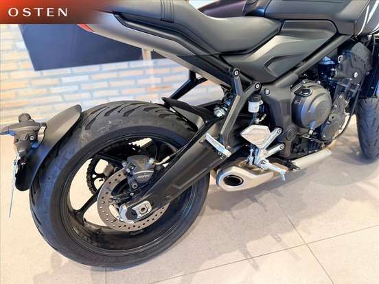 TRIUMPH-TRIDENT 660-2023