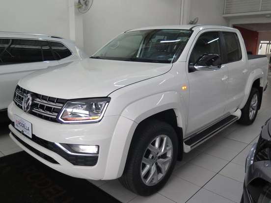 VOLKSWAGEN-AMAROK-2018