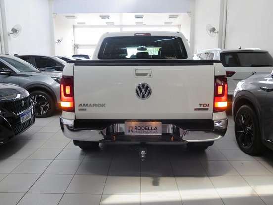 VOLKSWAGEN-AMAROK-2.0 HIGHLINE 4X4 CD 16V TURBO INTERCOOLER DIESEL 4P AUTOMÁTICO VOLKSWAGEN-AMAROK-2018