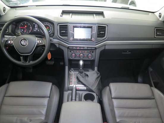 VOLKSWAGEN-AMAROK-2.0 HIGHLINE 4X4 CD 16V TURBO INTERCOOLER DIESEL 4P AUTOMÁTICO VOLKSWAGEN-AMAROK-2018