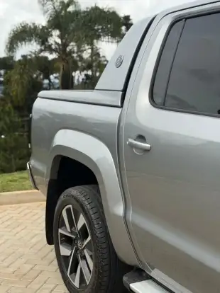 VOLKSWAGEN-AMAROK-2024