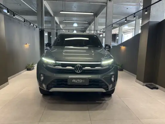 VOLKSWAGEN-AMAROK-2024