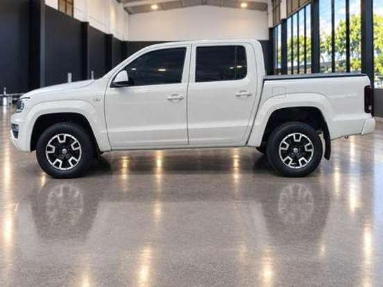 VOLKSWAGEN-AMAROK-3.0 V6 TDI DIESEL COMFORTLINE CD 4MOTION AUTOMÁTICO VOLKSWAGEN-AMAROK-2022