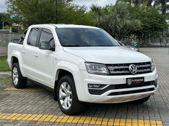 VOLKSWAGEN-AMAROK-2019