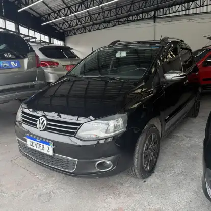 VOLKSWAGEN-FOX-2012