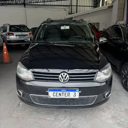 VOLKSWAGEN-FOX-2012