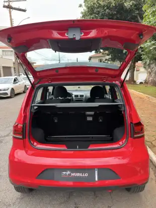 VOLKSWAGEN-FOX-2020