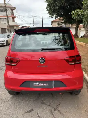 VOLKSWAGEN-FOX-2020