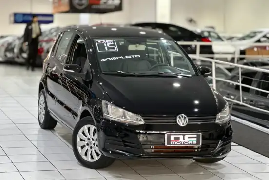 VOLKSWAGEN-FOX-1.6 MSI TRENDLINE 8V FLEX 4P MANUAL VOLKSWAGEN-FOX-2014