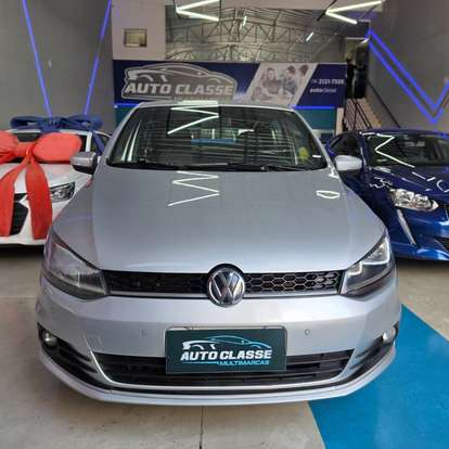 VOLKSWAGEN-FOX-2015