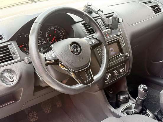VOLKSWAGEN-FOX-1.6 MSI RUN 8V FLEX 4P MANUAL VOLKSWAGEN-FOX-2017
