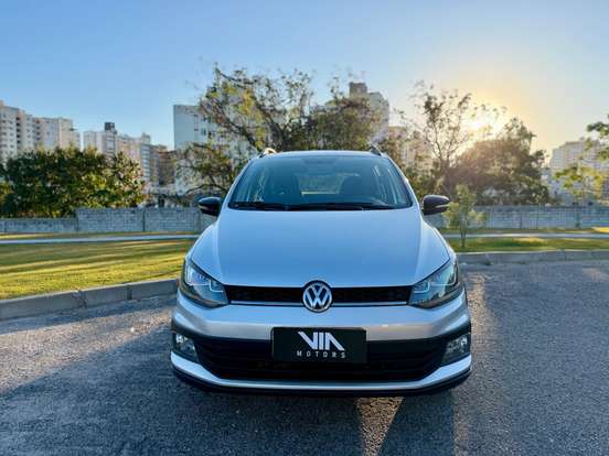 VOLKSWAGEN-FOX-1.6 MSI TOTAL FLEX XTREME 4P MANUAL VOLKSWAGEN-FOX-2017