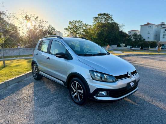 VOLKSWAGEN-FOX-1.6 MSI TOTAL FLEX XTREME 4P MANUAL VOLKSWAGEN-FOX-2017