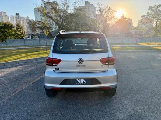 VOLKSWAGEN-FOX-1.6 MSI TOTAL FLEX XTREME 4P MANUAL VOLKSWAGEN-FOX-2017