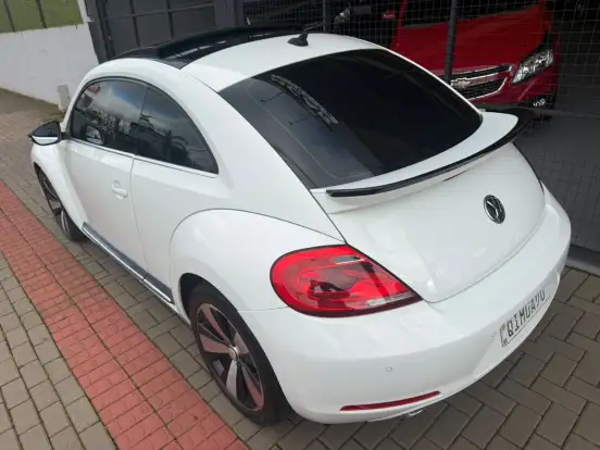 VOLKSWAGEN-FUSCA-2014