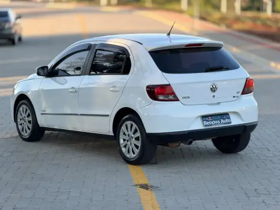VOLKSWAGEN-GOL-2012