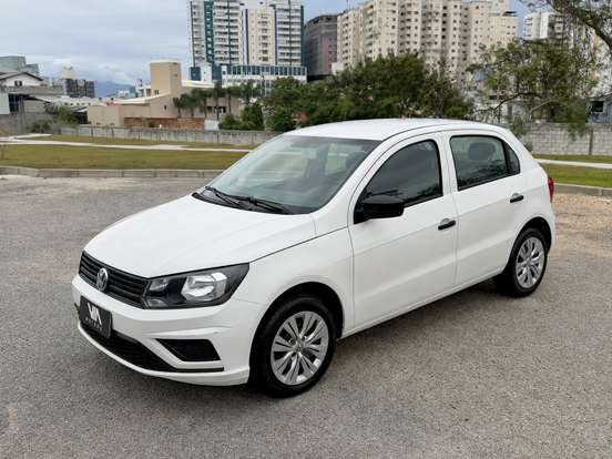 VOLKSWAGEN-GOL-2022