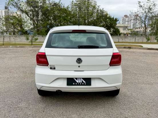 VOLKSWAGEN-GOL-2022