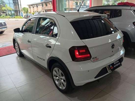 VOLKSWAGEN-GOL-2017