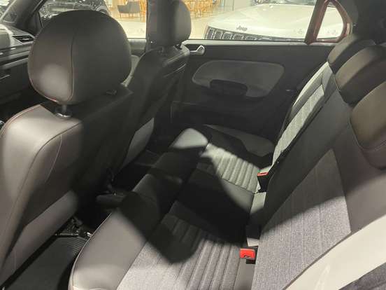 VOLKSWAGEN-GOL-2022