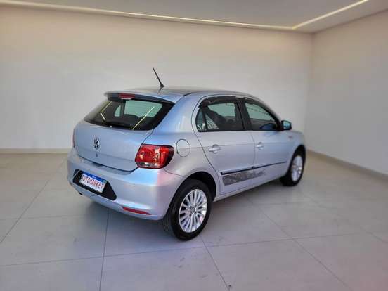 VOLKSWAGEN-GOL-1.0 MI ROCK IN RIO 8V FLEX 4P MANUAL VOLKSWAGEN-GOL-2015