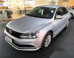 VOLKSWAGEN JETTA 1.4 16V TSI TRENDLINE GASOLINA 4P TIPTRONIC VOLKSWAGEN JETTA 1.4 16V TSI TRENDLINE GASOLINA 4P TIPTRONIC