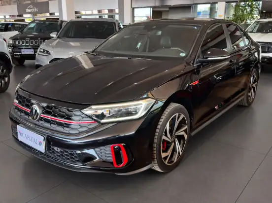 VOLKSWAGEN-JETTA-2024
