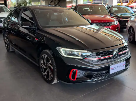 VOLKSWAGEN-JETTA-2024