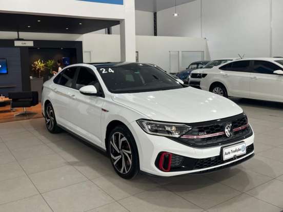 VOLKSWAGEN-JETTA-2023
