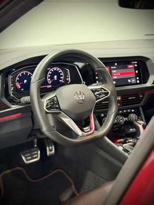VOLKSWAGEN-JETTA-2024