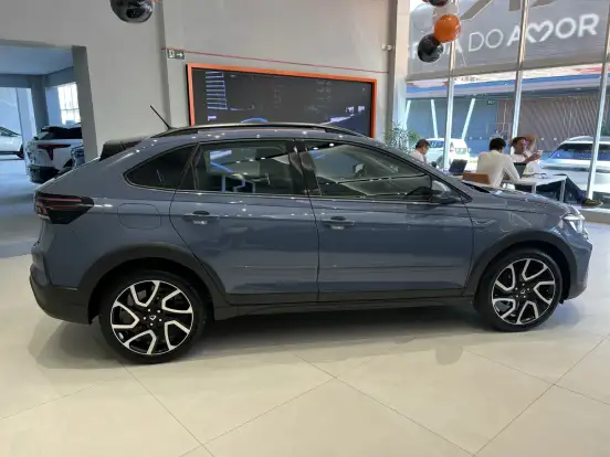 VOLKSWAGEN-NIVUS-1.0 200 TSI TOTAL FLEX COMFORTLINE AUTOMÁTICO VOLKSWAGEN-NIVUS-2025