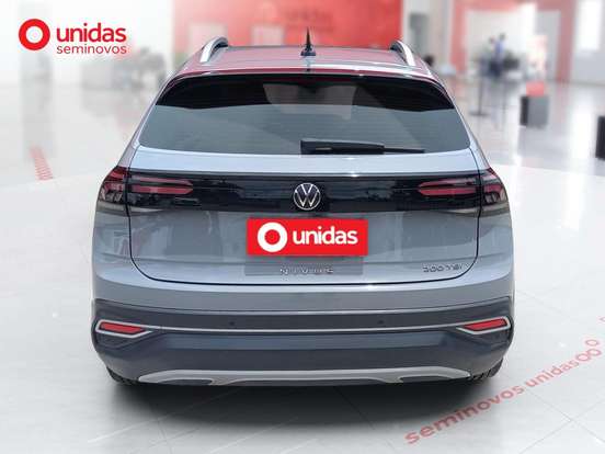 VOLKSWAGEN-NIVUS-1.0 200 TSI TOTAL FLEX HIGHLINE AUTOMÁTICO VOLKSWAGEN-NIVUS-2024