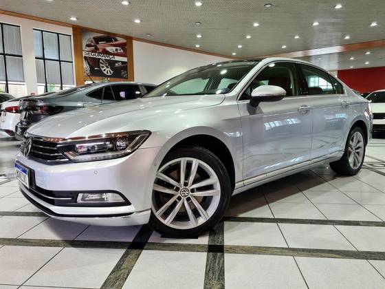 VOLKSWAGEN PASSAT 2.0 16V TSI BLUEMOTION GASOLINA HIGHLINE 4P DSG