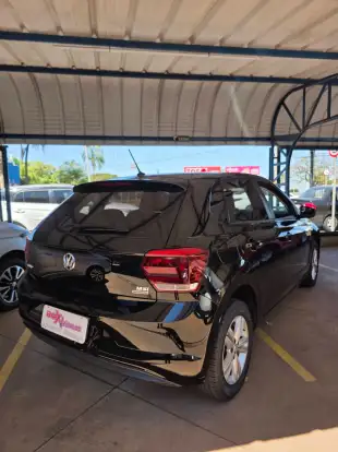 VOLKSWAGEN-POLO-2019
