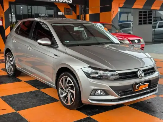 VOLKSWAGEN-POLO-2018