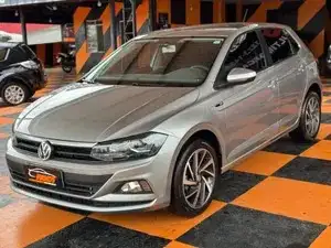 VOLKSWAGEN-POLO-2018
