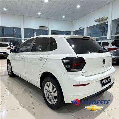 VOLKSWAGEN-POLO-2023