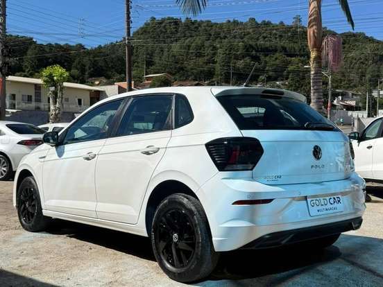 VOLKSWAGEN-POLO-1.0 170 TSI COMFORTLINE AUTOMÁTICO VOLKSWAGEN-POLO-2024