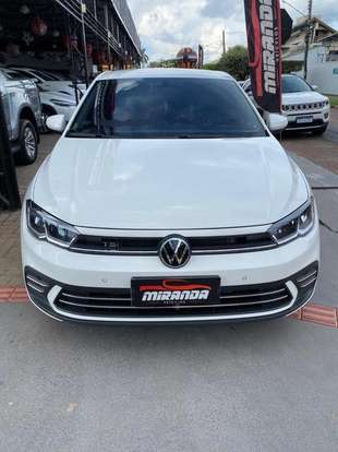 VOLKSWAGEN-POLO-2024