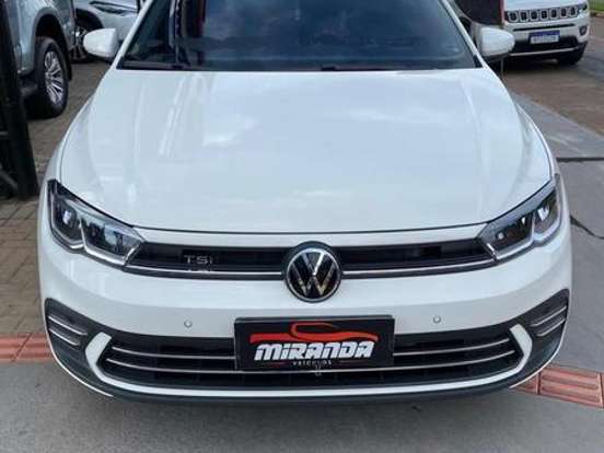 VOLKSWAGEN-POLO-1.0 170 TSI HIGHLINE AUTOMÁTICO VOLKSWAGEN-POLO-2024