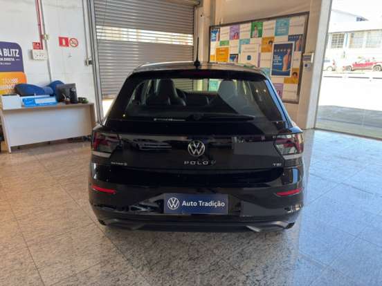 VOLKSWAGEN-POLO-2023
