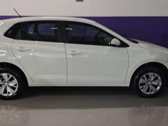 VOLKSWAGEN-POLO-1.0 MPI MANUAL VOLKSWAGEN-POLO-2024