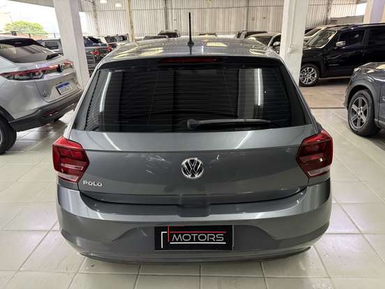 VOLKSWAGEN-POLO-2020