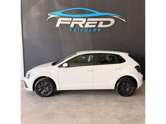 VOLKSWAGEN-POLO-2023