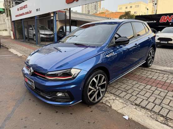 VOLKSWAGEN-POLO-2020