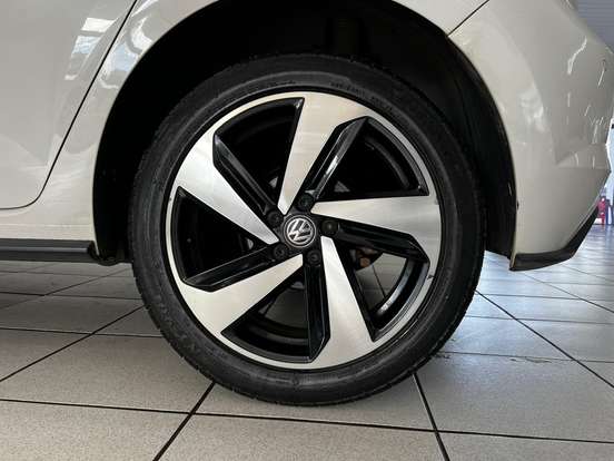 VOLKSWAGEN-POLO-1.4 250 TSI GTS AUTOMÁTICO VOLKSWAGEN-POLO-2020