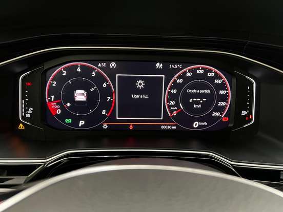 VOLKSWAGEN-POLO-2020