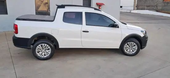 VOLKSWAGEN-SAVEIRO-2023