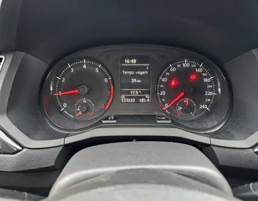 VOLKSWAGEN-SAVEIRO-1.6 MSI TRENDLINE CS 8V FLEX 2P MANUAL VOLKSWAGEN-SAVEIRO-2019