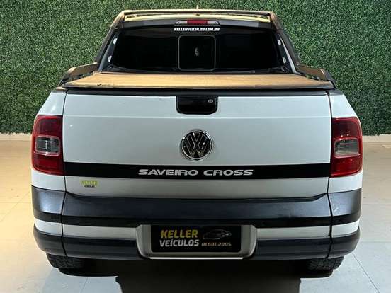 VOLKSWAGEN-SAVEIRO-2013